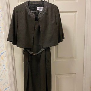 Jessica Howard Gray Dress with Jacket
